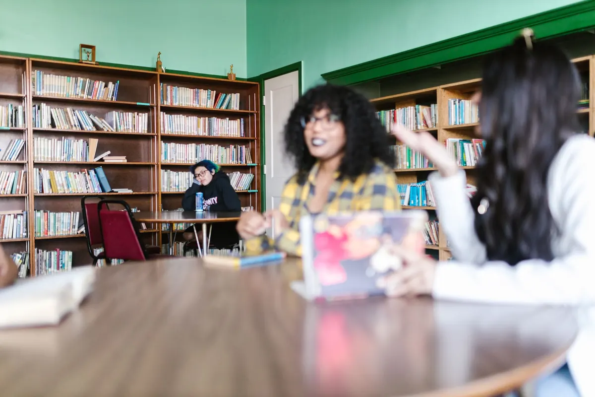 How to Start a Book Club in the UK: A Step-by-Step Guide for New Hosts